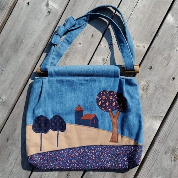 Vintage appliqued denim handbag - Picture 1 of 4